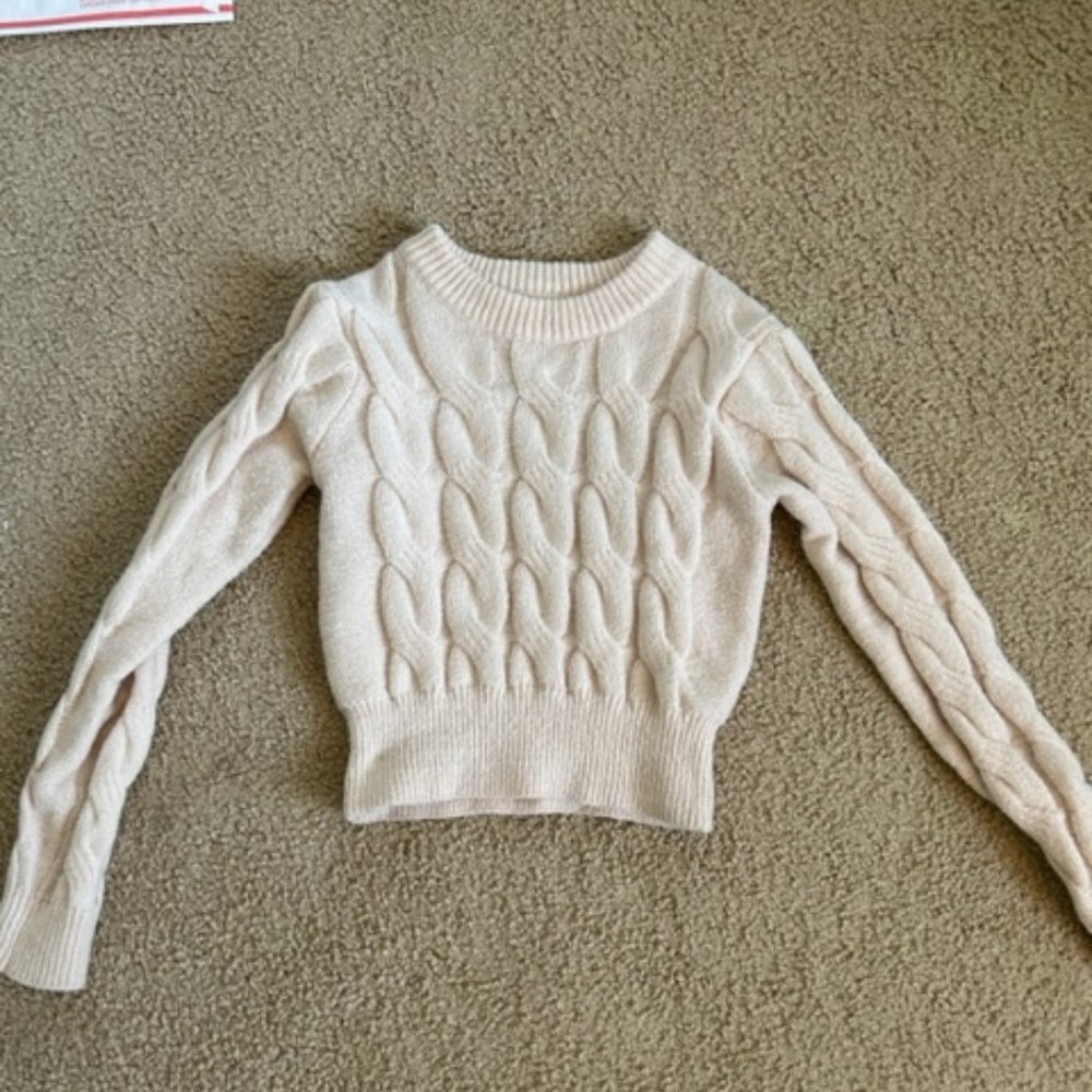 Altar'd State Cream White Cable Knit Sweater Size M Like New